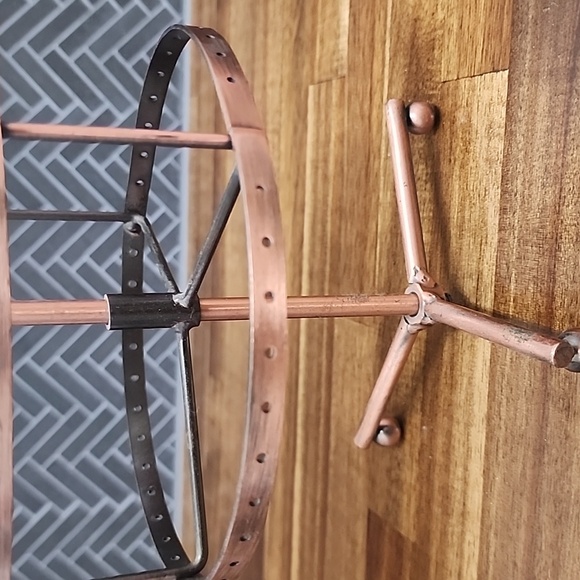 Metal Rotating Earring Stand - Floral Rustic - Picture 5 of 15